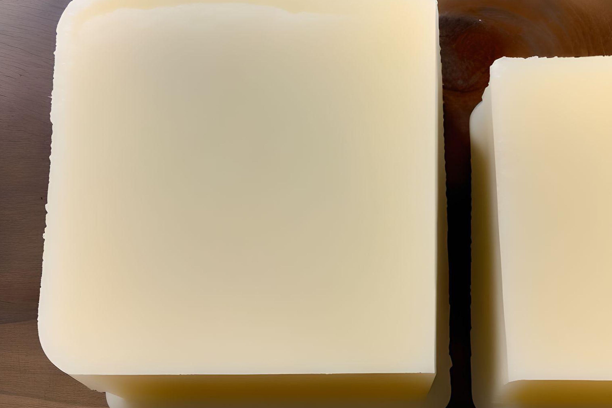 Coconut Apricot container wax